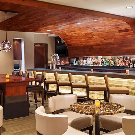 Hotel Doubletree By Hilton San Antonio Airport Esterno foto