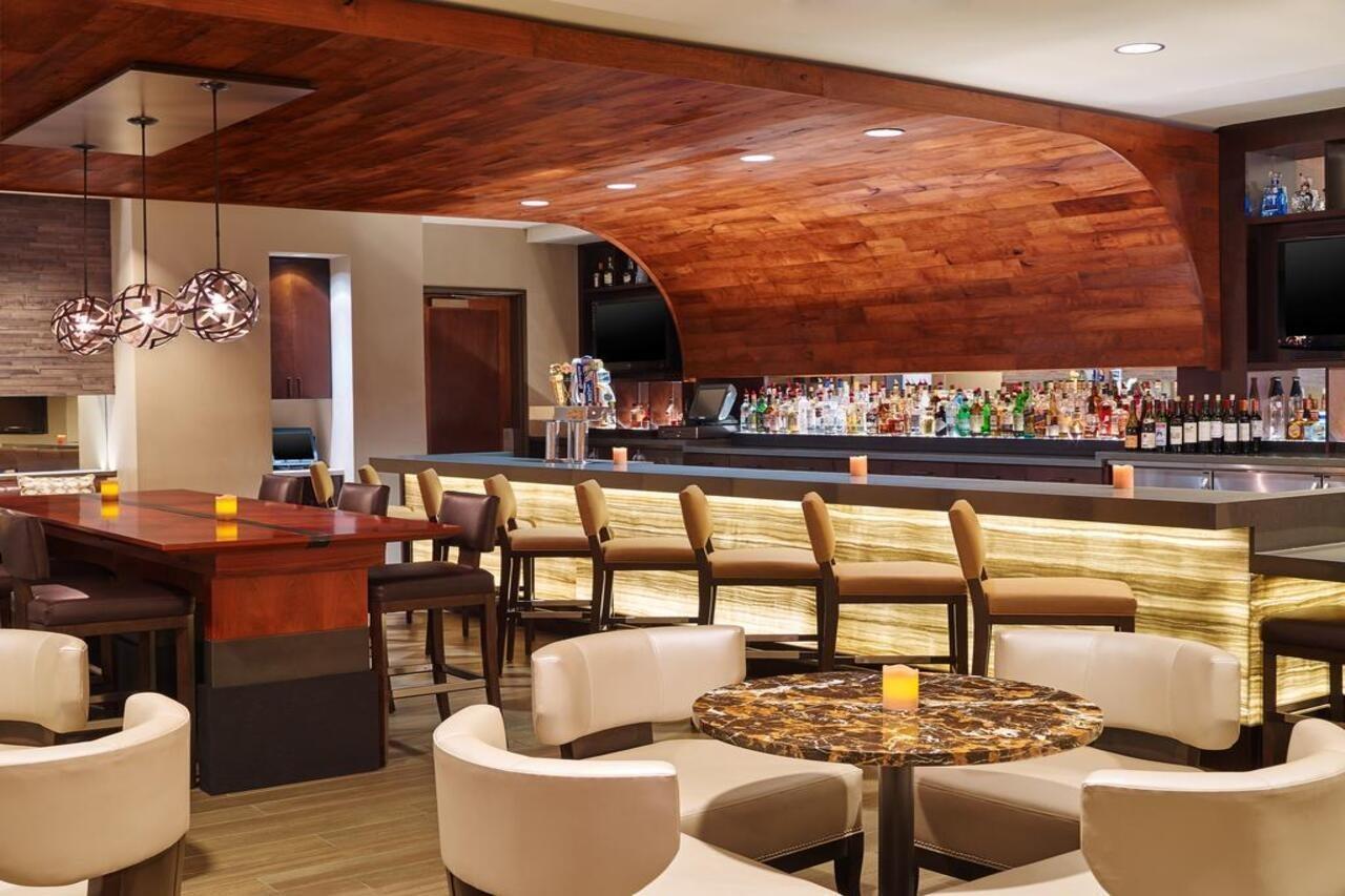 Hotel Doubletree By Hilton San Antonio Airport Esterno foto