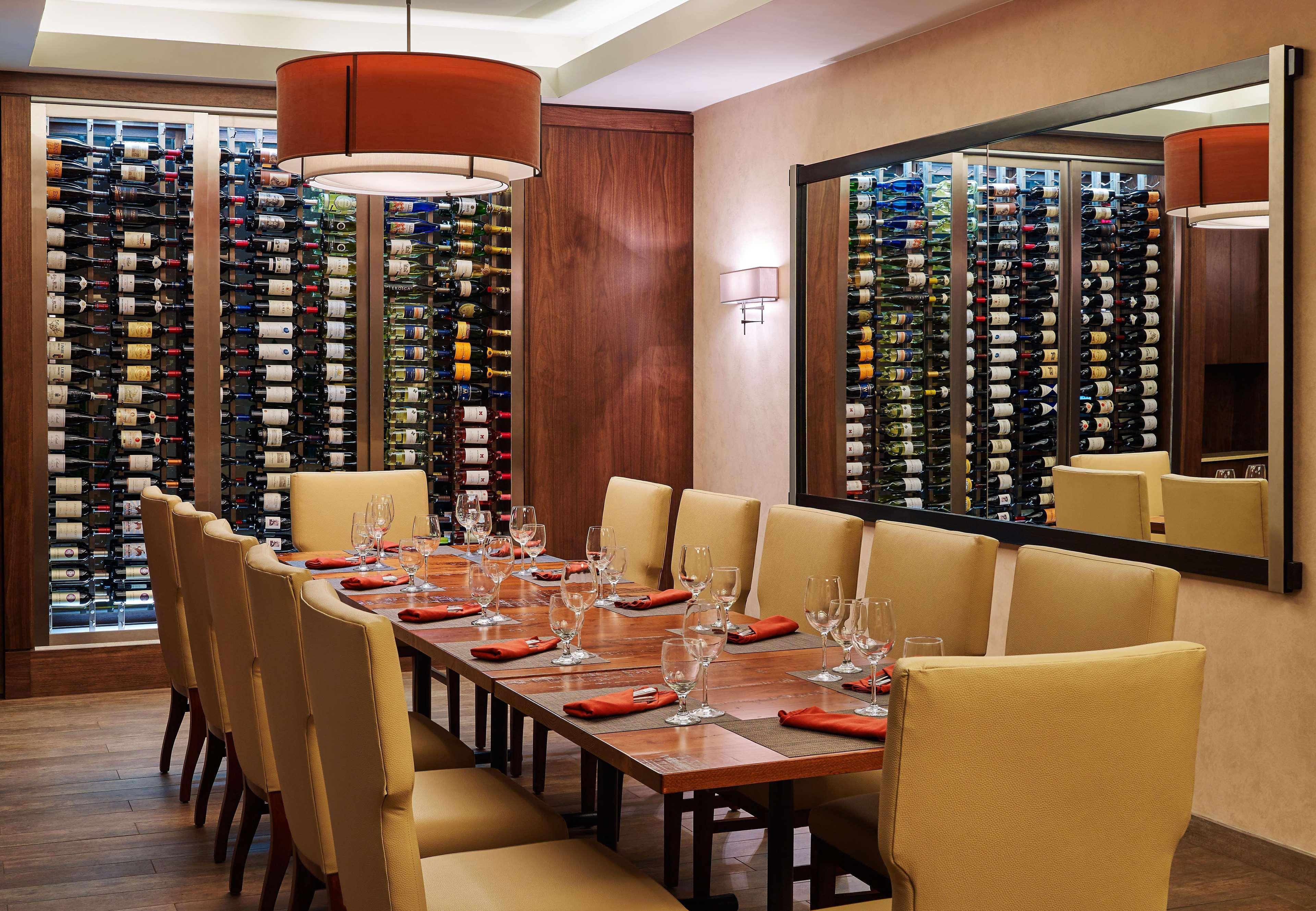 Hotel Doubletree By Hilton San Antonio Airport Esterno foto