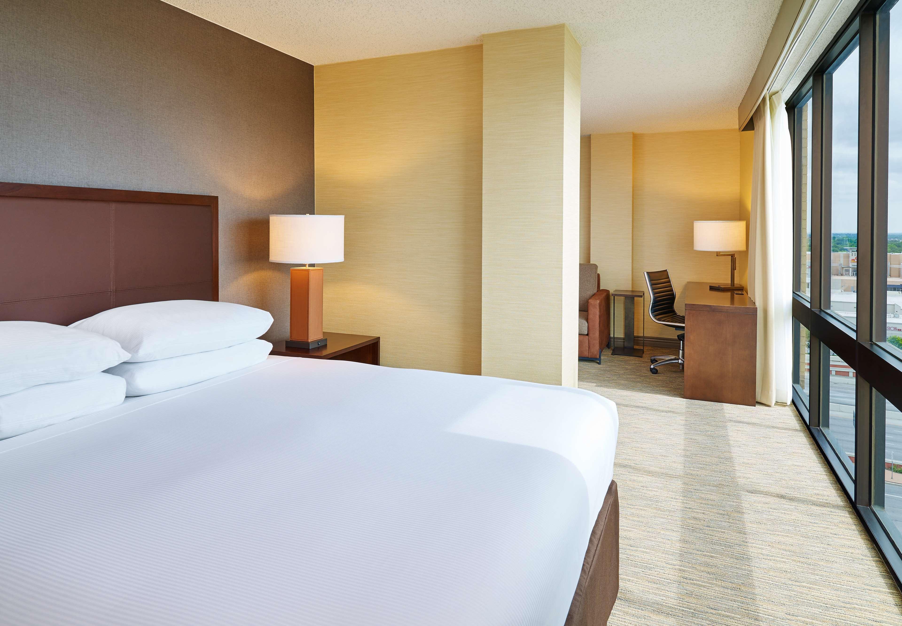 Hotel Doubletree By Hilton San Antonio Airport Esterno foto