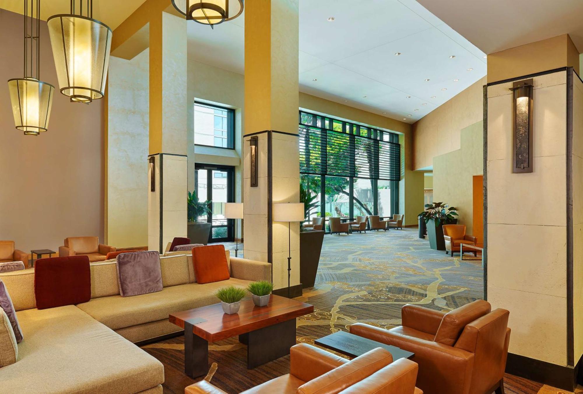 Hotel Doubletree By Hilton San Antonio Airport Esterno foto