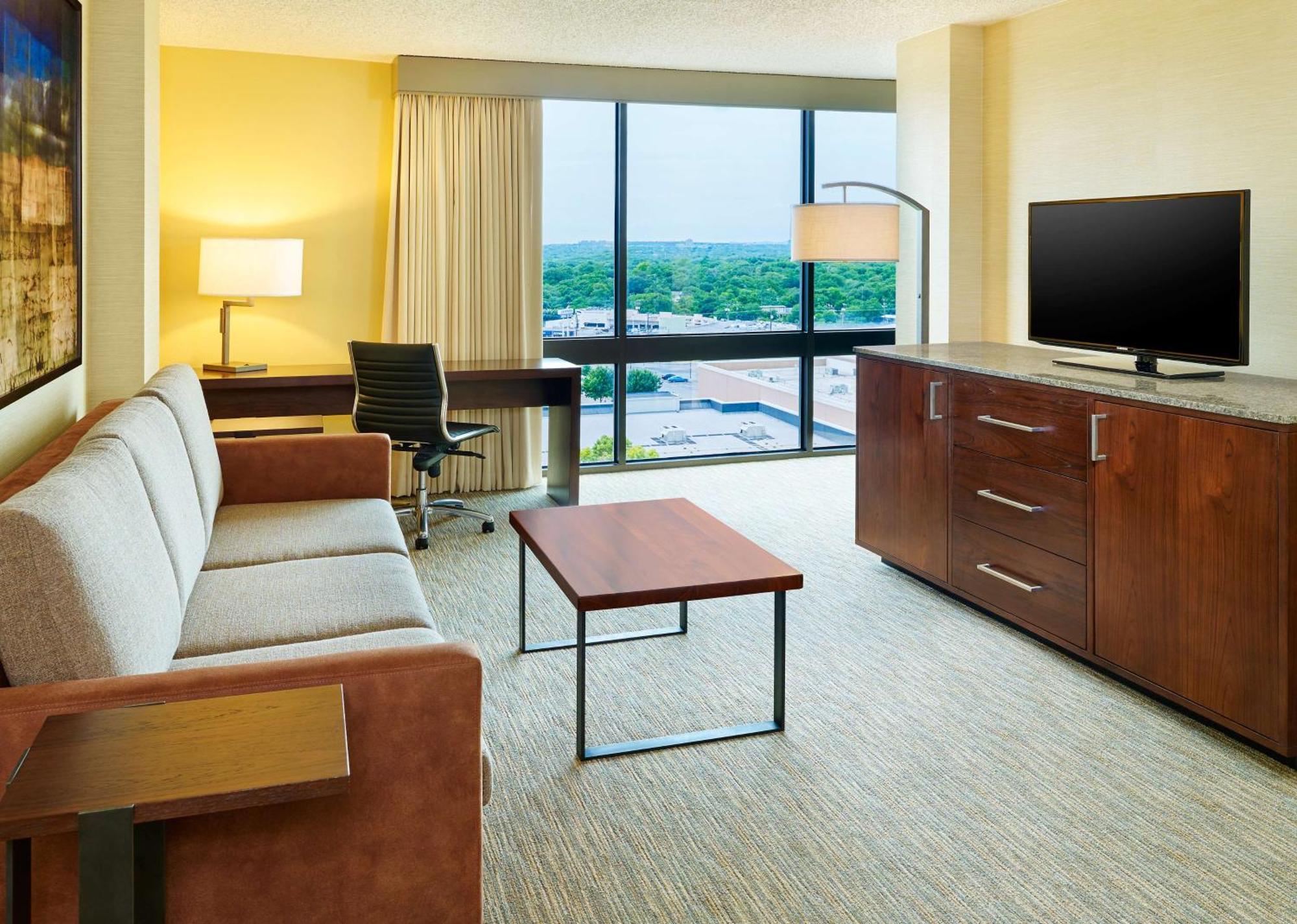 Hotel Doubletree By Hilton San Antonio Airport Esterno foto