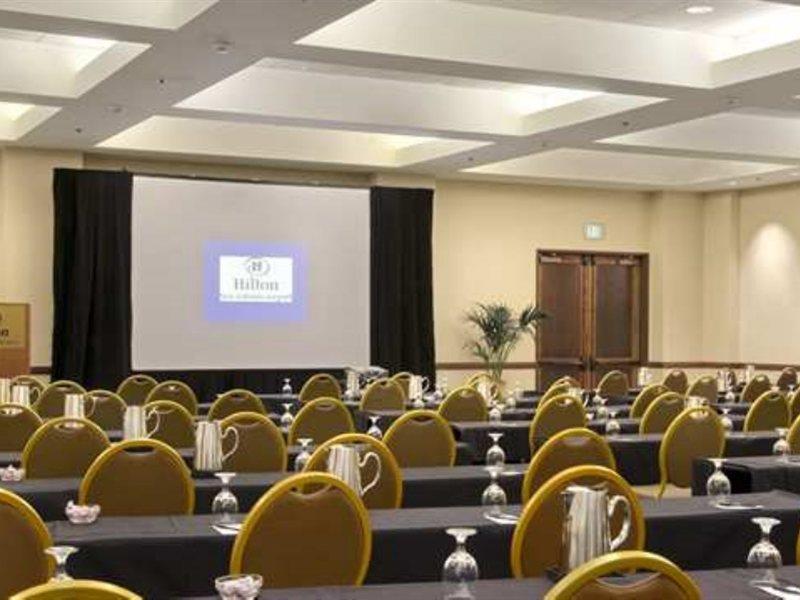 Hotel Doubletree By Hilton San Antonio Airport Esterno foto