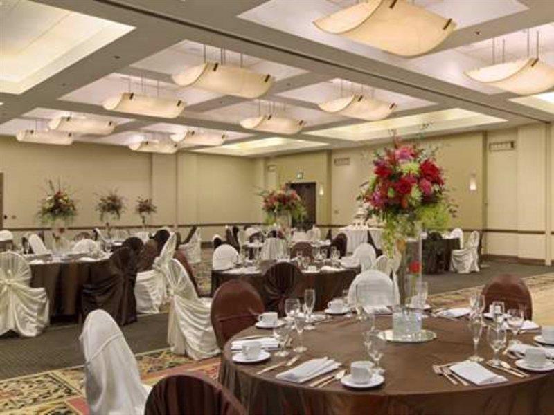 Hotel Doubletree By Hilton San Antonio Airport Esterno foto